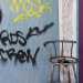 ...meno rovinate di quelle esterne, completamente ricoperte da graffiti